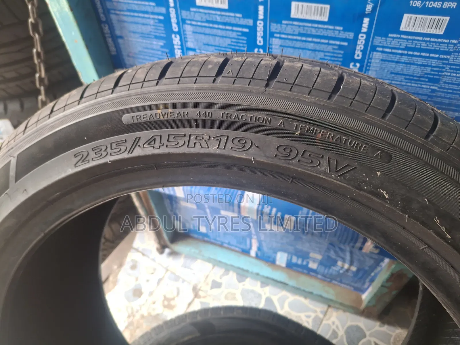 235/45r19 Centara Tire