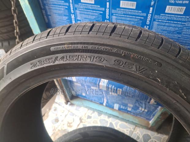 235/45r19 Centara Tire - thumbnail 3