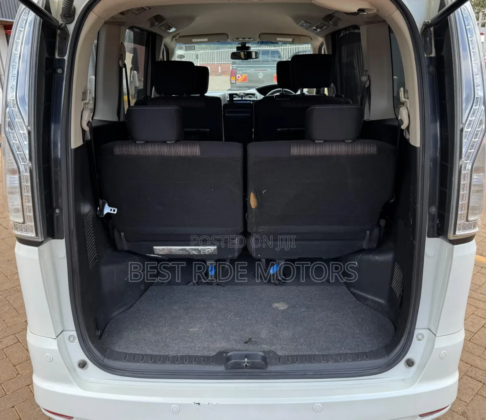 Nissan Serena 2016 White