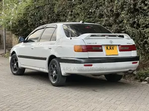 Toyota Corona 1999 Pearl