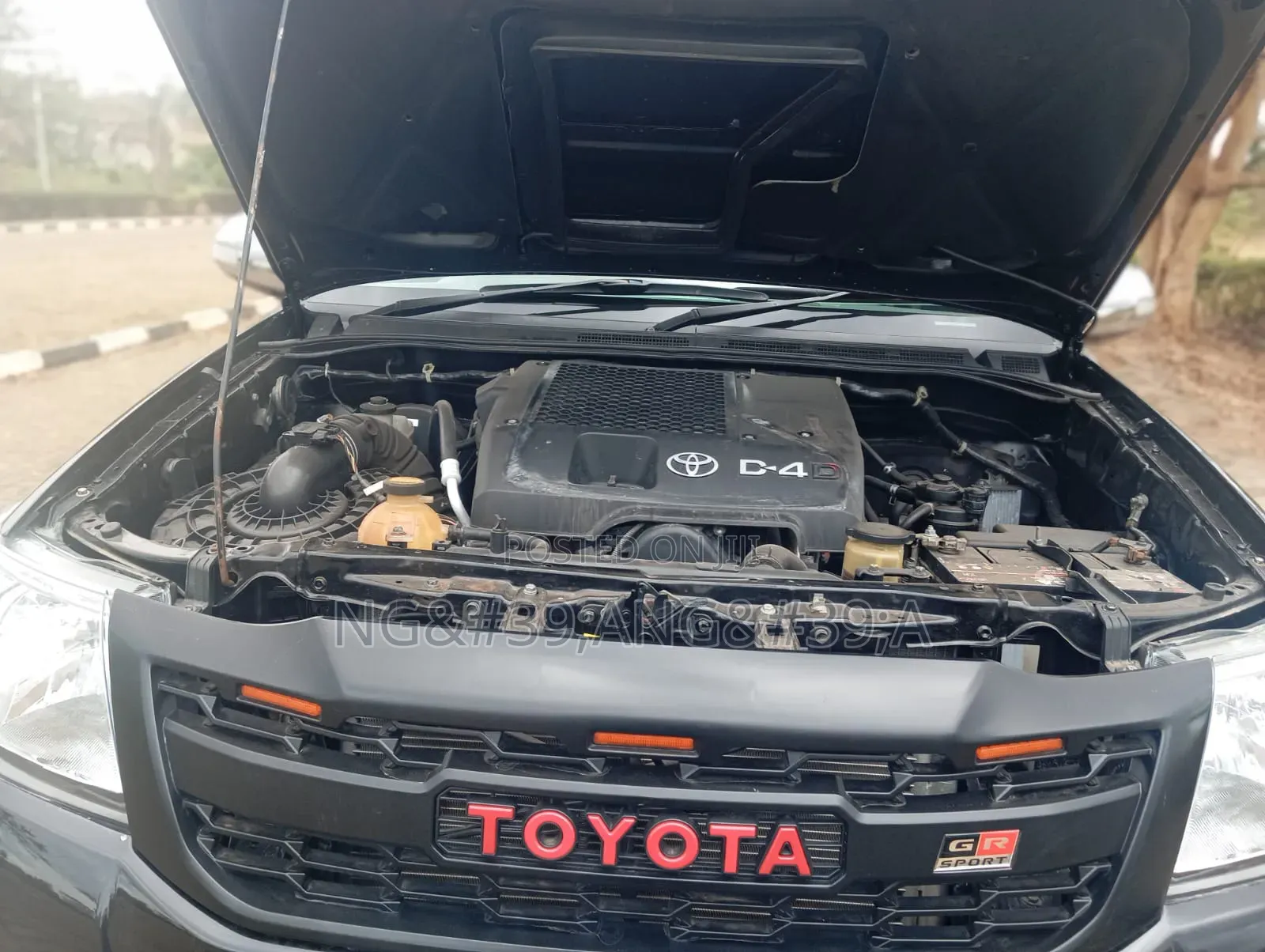 Toyota Hilux 2010 Black