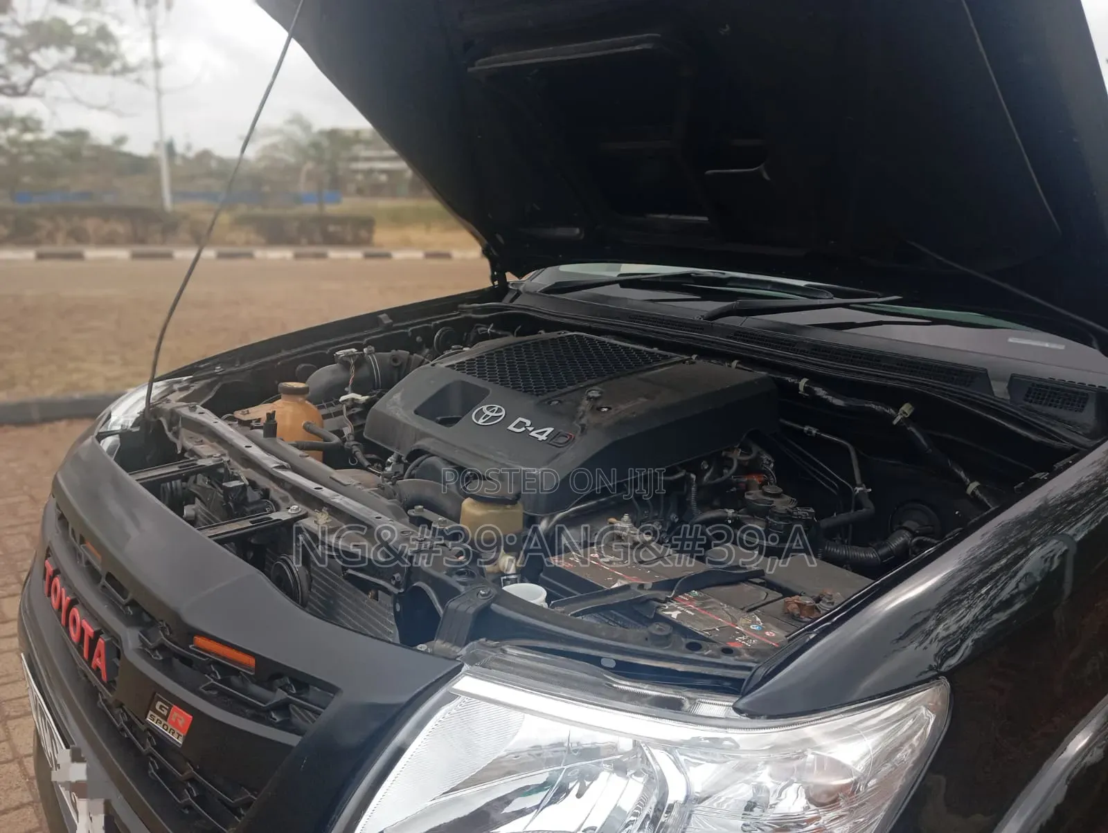 Toyota Hilux 2010 Black