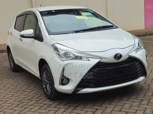 Toyota Vitz 1.3 FWD 5dr 2019 Pearl