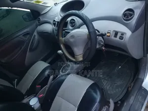 Toyota Platz 2005 Silver