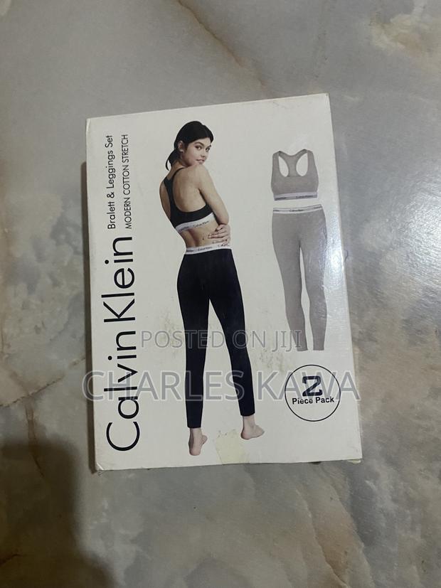 Calving Klein 2piece Gym Set