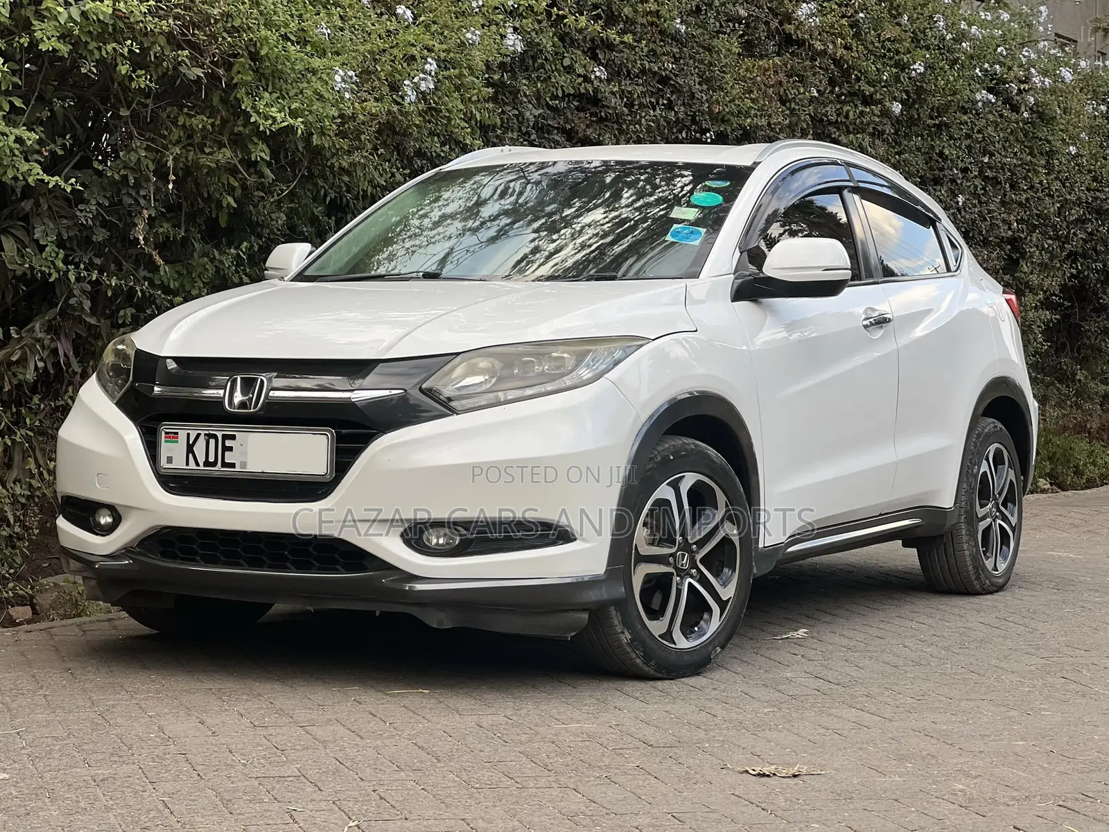 Honda Vezel 1.5 2WD 2014 White