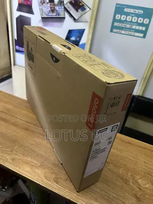 New Laptop Lenovo Ideapad 3 16GB Intel Core i5 SSD 512GB