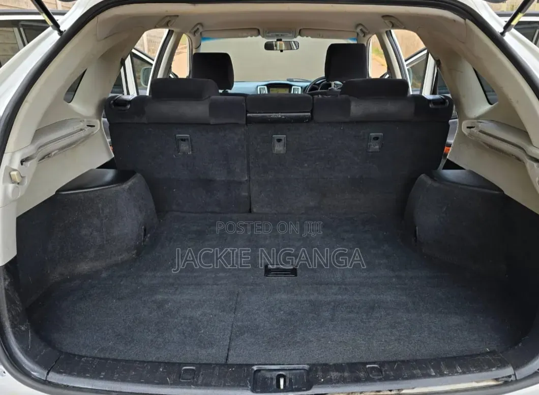 Toyota Harrier 2005 White