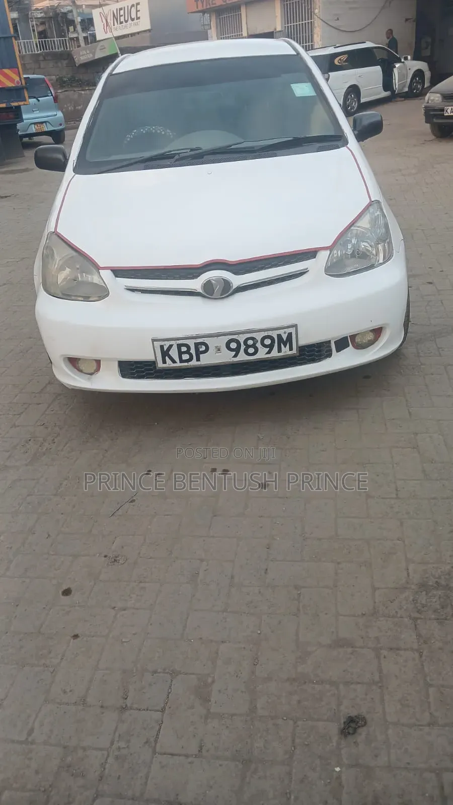 Toyota Platz 2005 White