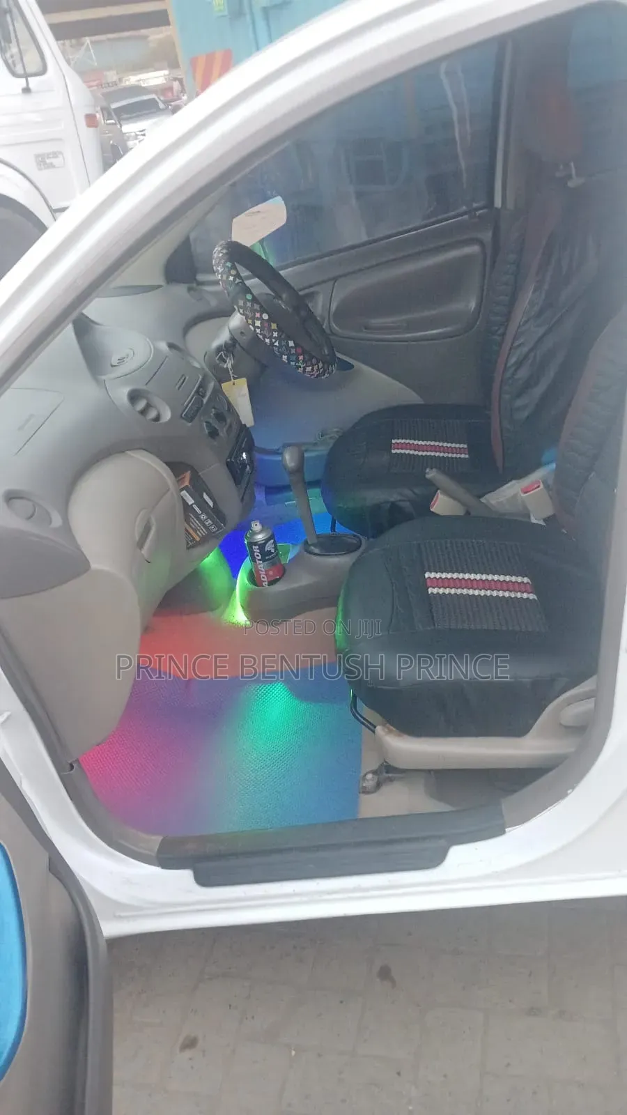 Toyota Platz 2005 White