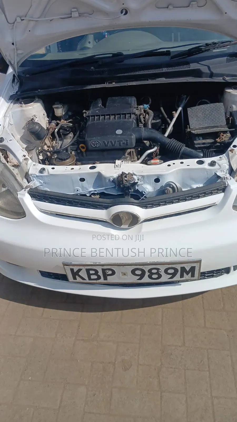 Toyota Platz 2005 White