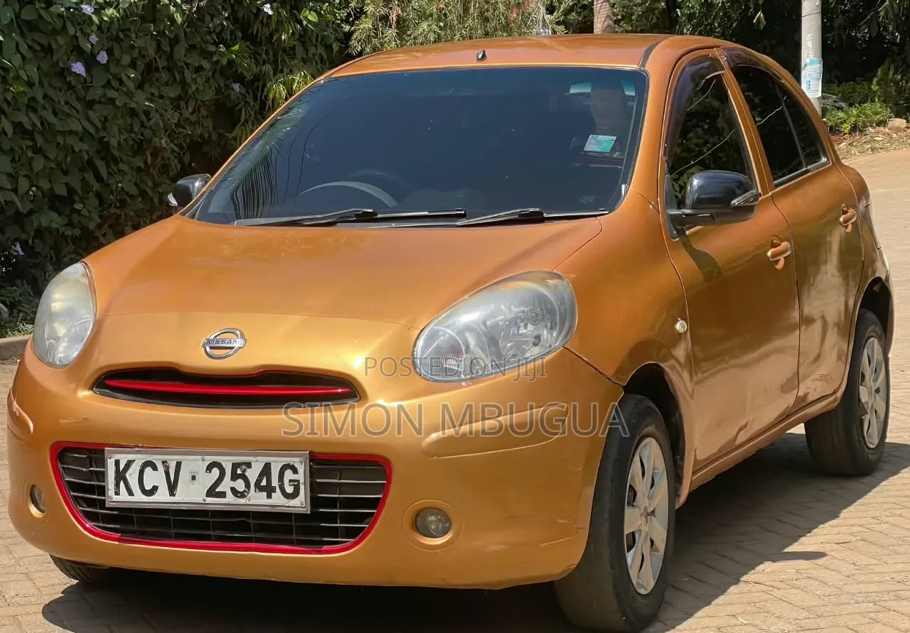 Nissan March 2009 Gold
