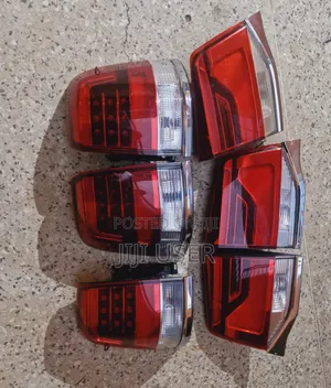 Toyota LC 200 V8 Tail Lights
