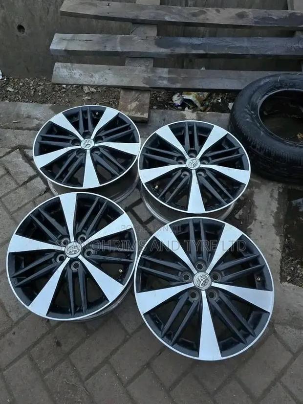 Size 16,Original Toyota Wish Rims PCD 5×100