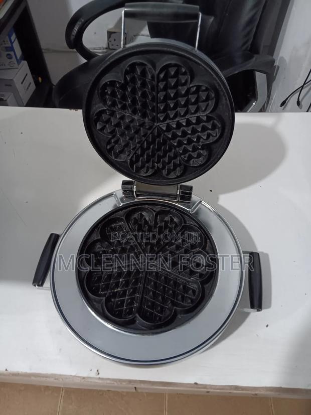 Heavy Duty Italian Waffle Maker - thumbnail 3