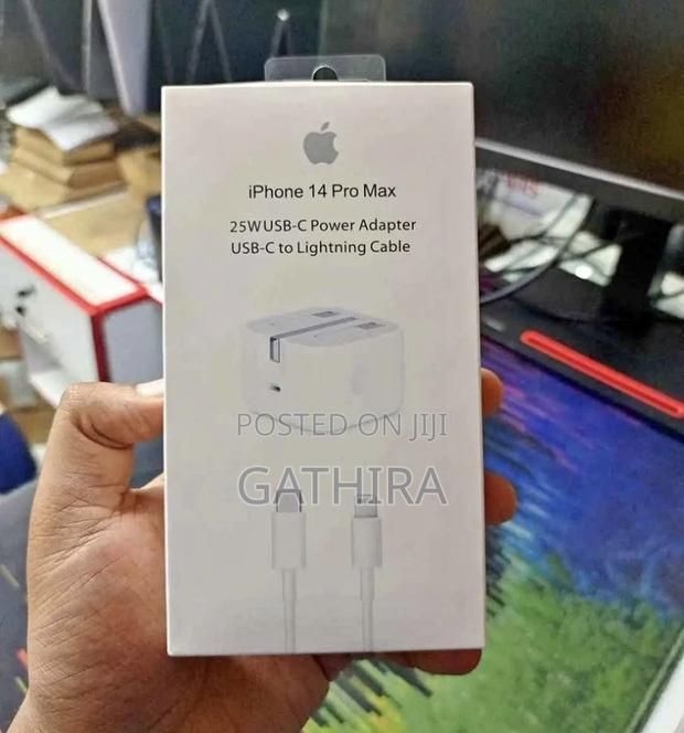Apple iPhone Charger - thumbnail 3