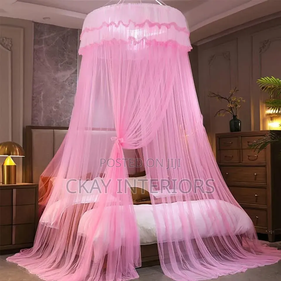 Your Bed Can Be Both Beautiful and Practical With Round Nets