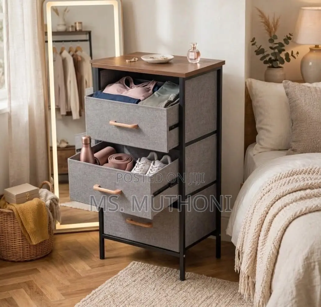 4-Tier Chic Fabric Dressing Room Tower