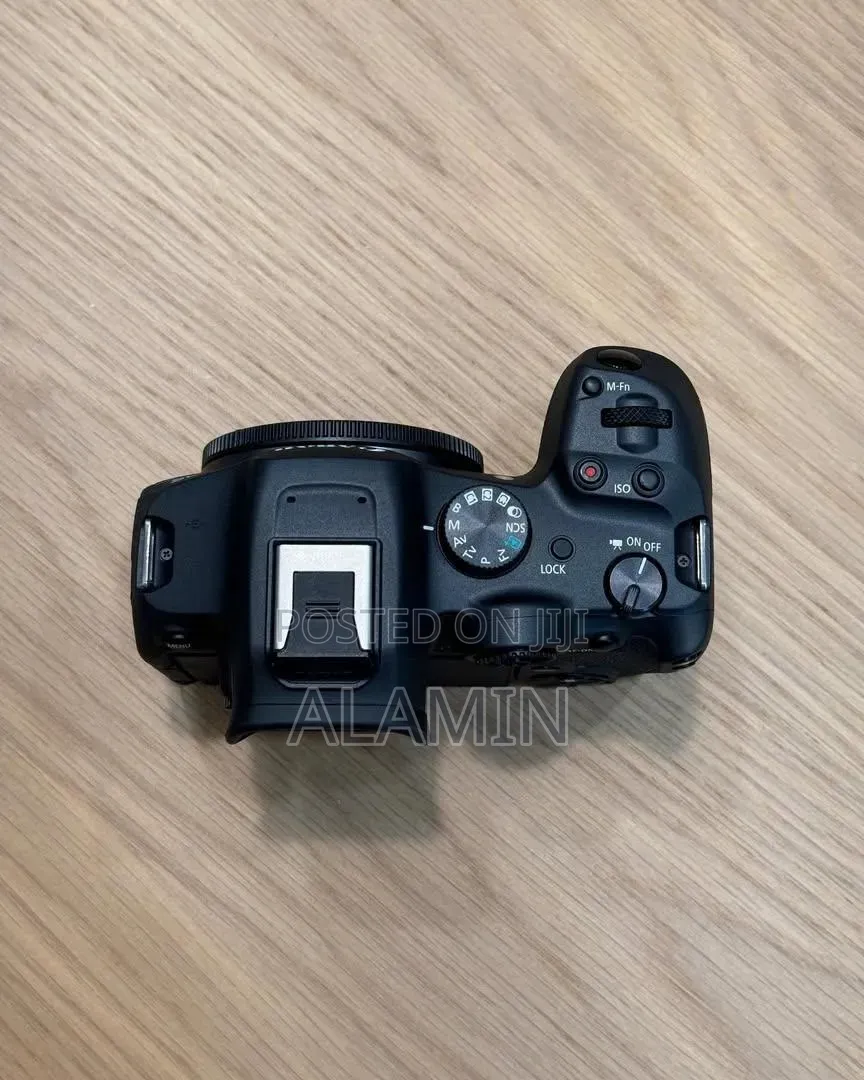 Canon Eos R7
