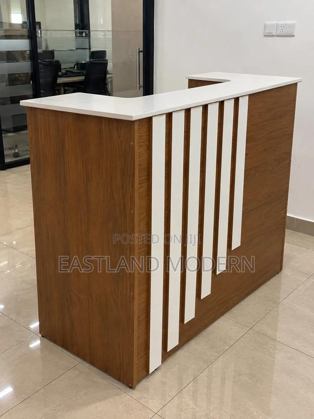 Modern Office Reception Desk Counter - thumbnail 2