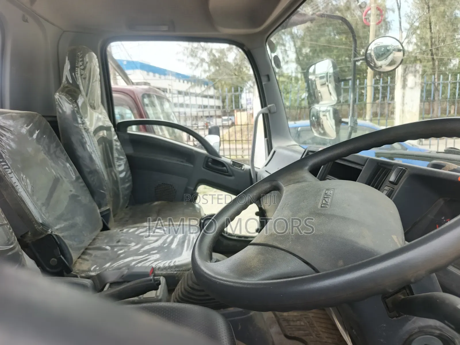 Isuzu Forward Tipper 2021 White