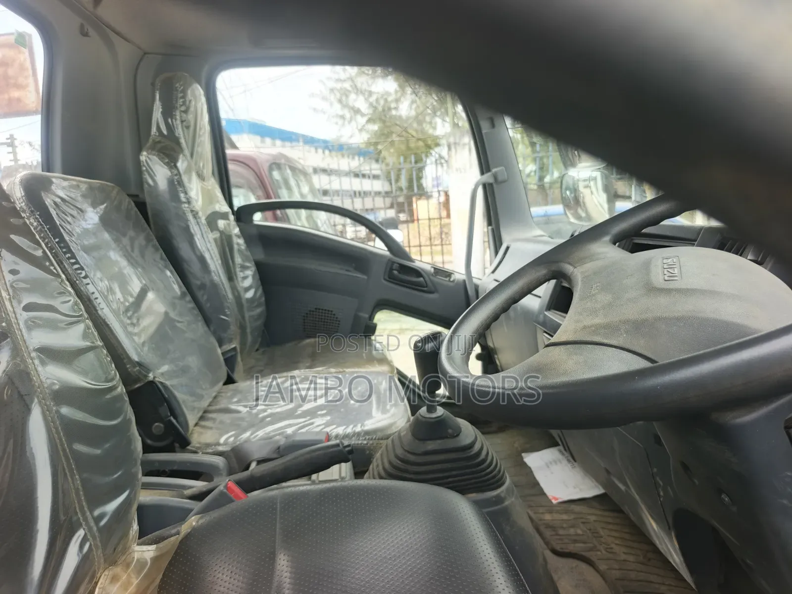 Isuzu Forward Tipper 2021 White