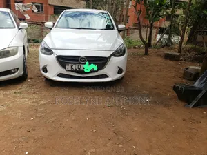 Mazda Demio 2017 White