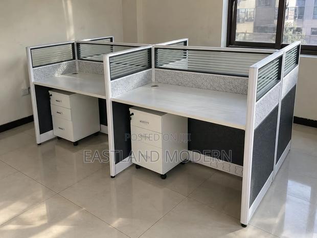 Four-Person Office Workstation. - thumbnail 5