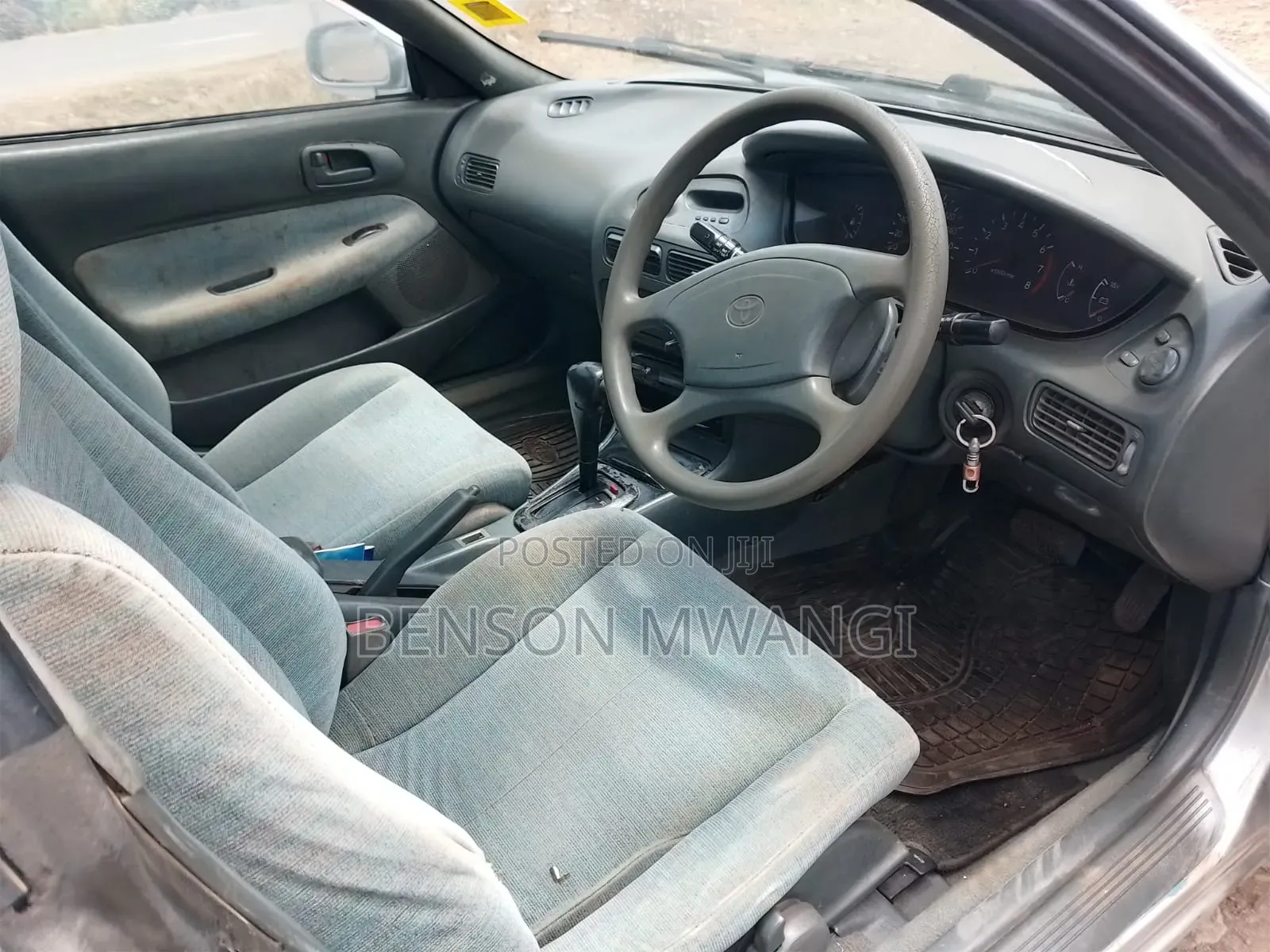 Toyota Corolla 1996 Silver