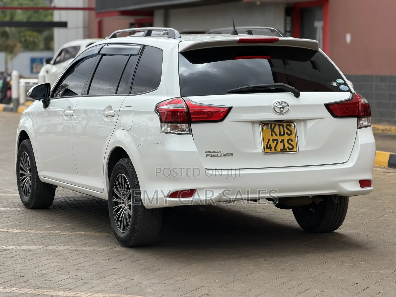 Toyota Corolla Fielder 2019 White