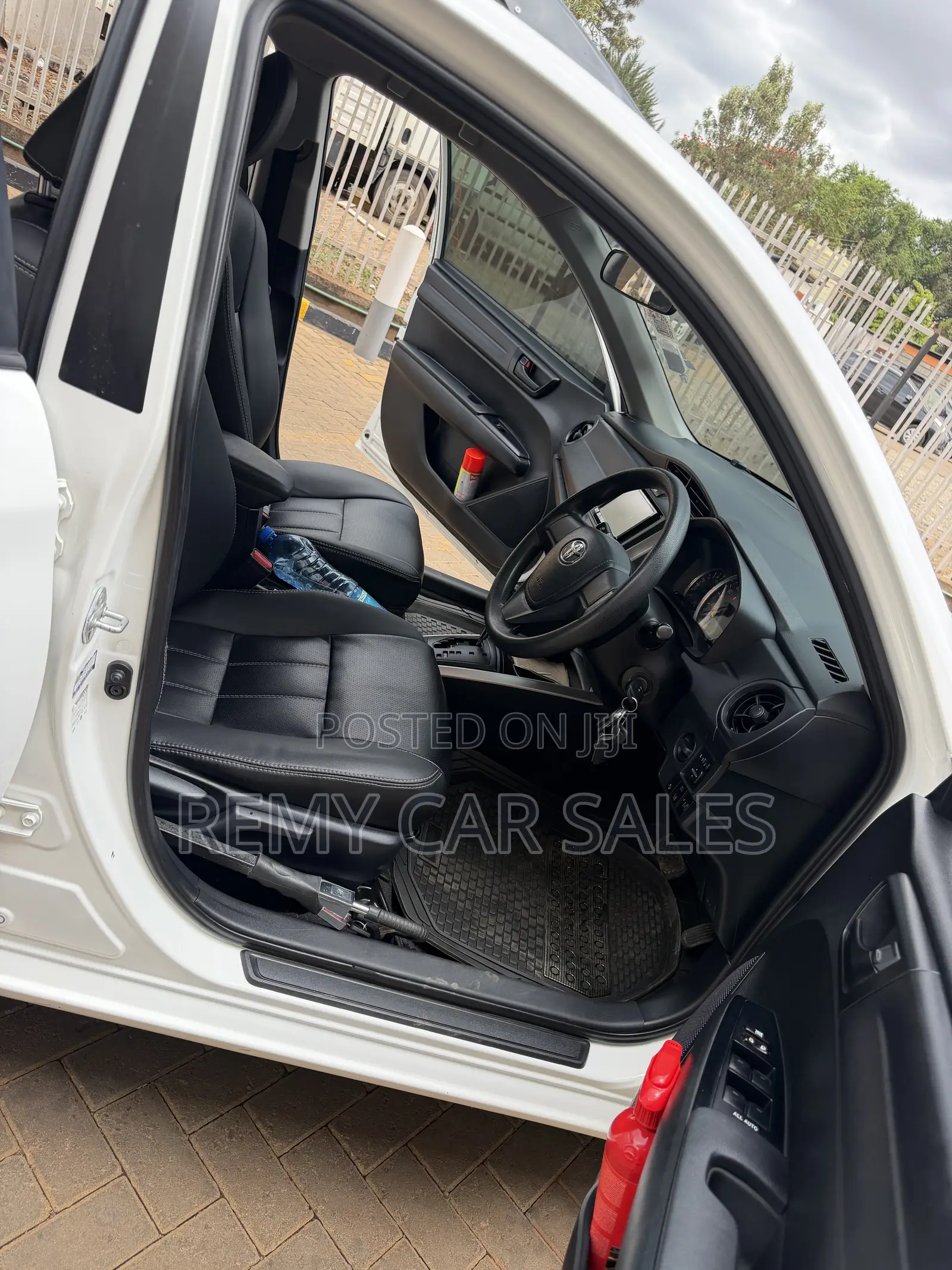 Toyota Corolla Fielder 2019 White