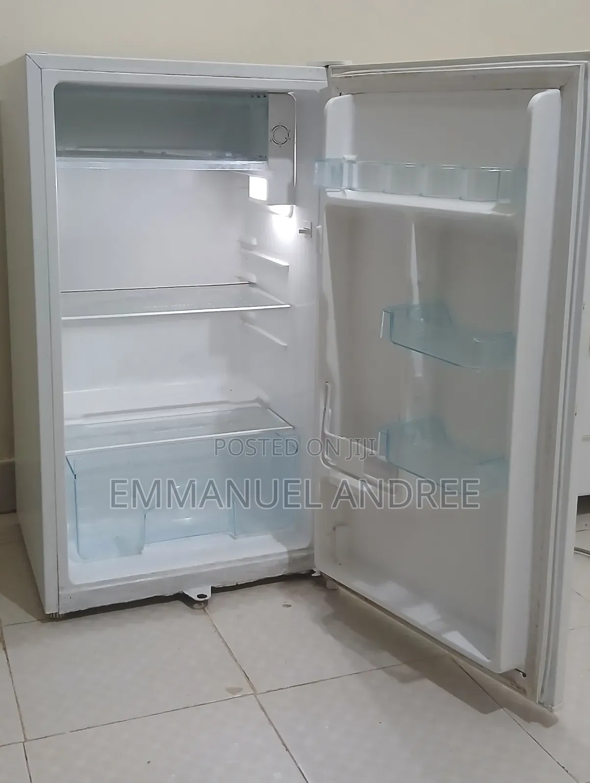 Ohms Mini Fridge 95 Liters Very Clean