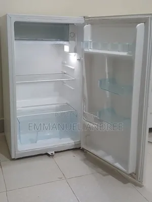 Ohms Mini Fridge 95 Liters Very Clean