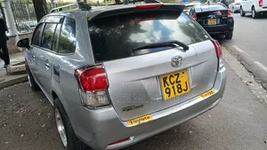 Toyota Corolla Fielder 2013 Silver