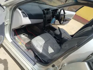 Nissan Wingroad 2003 Silver