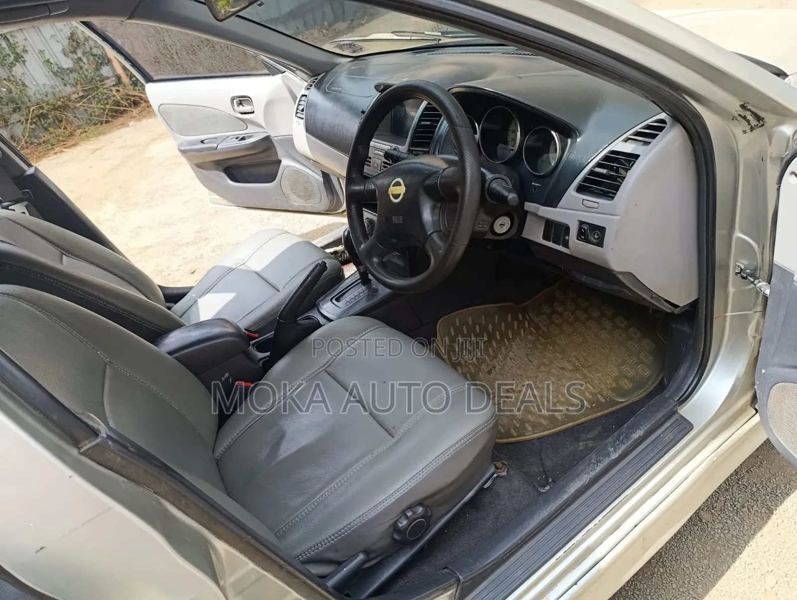 Nissan Wingroad 2003 Silver