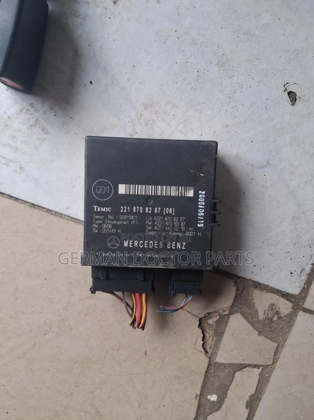 W221 Tailgate Control Module, - thumbnail 2