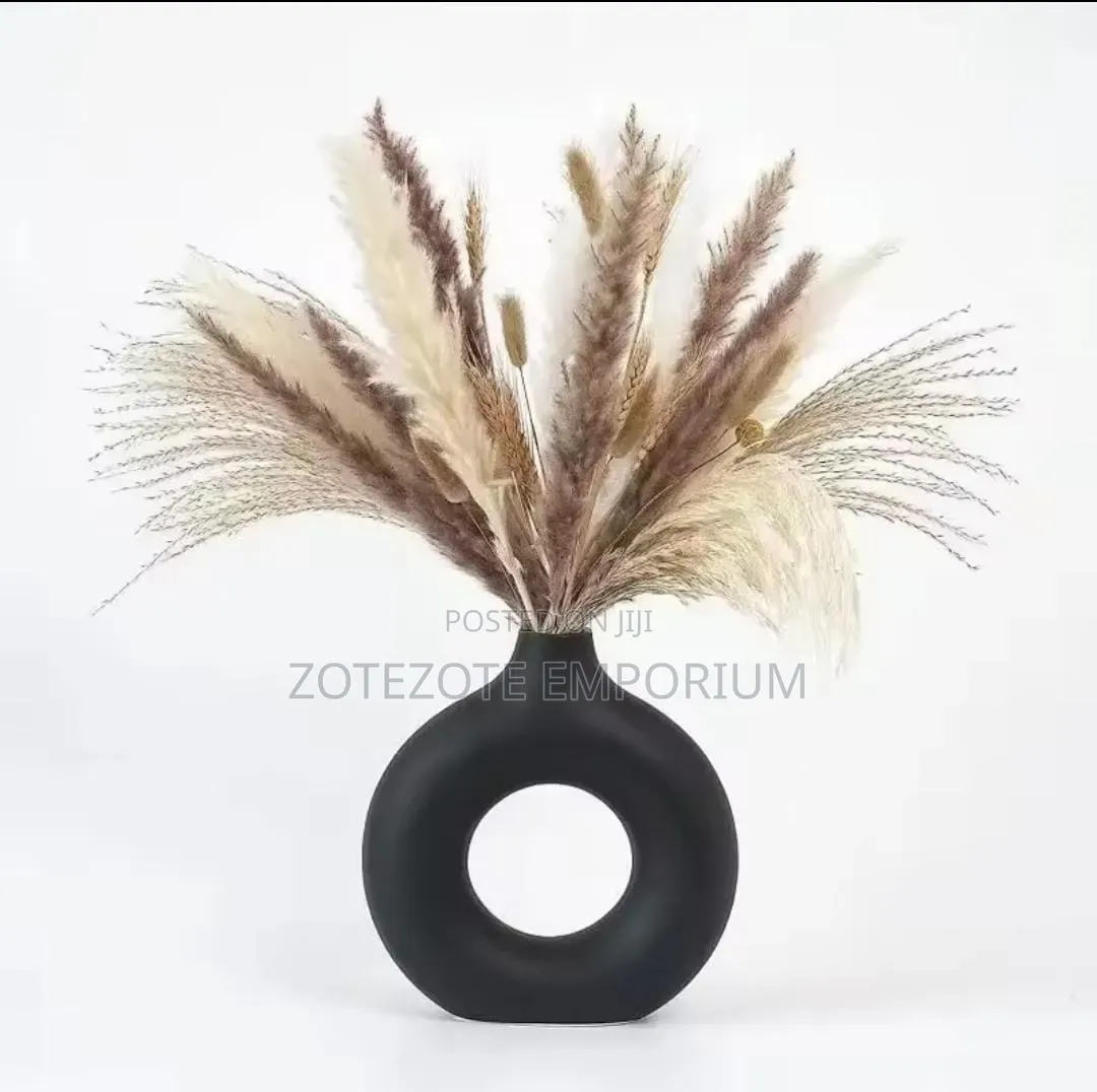 Doughnut Shape Flower Vase