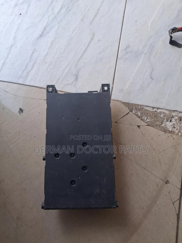 W166 Front Sam - main view