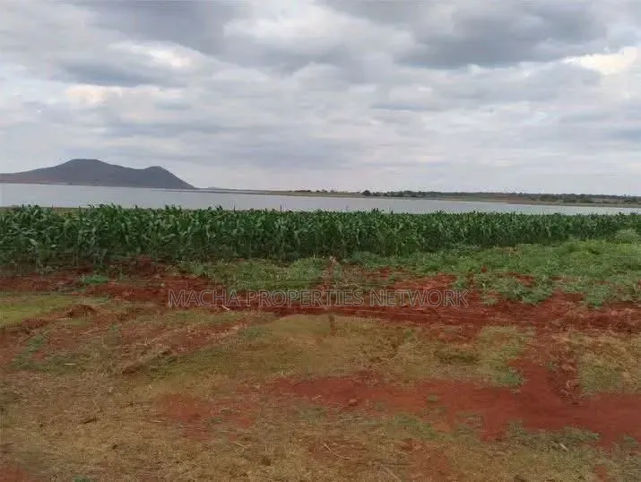 5 Acres Red Soil - Masinga Catching the Dam