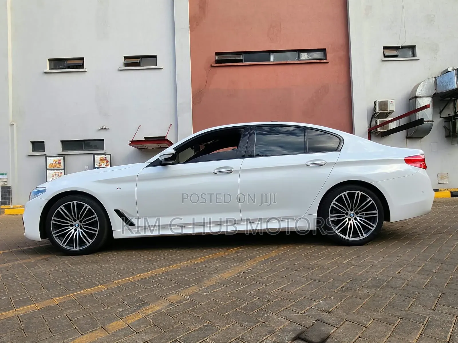 BMW 523i 2017 Pearl