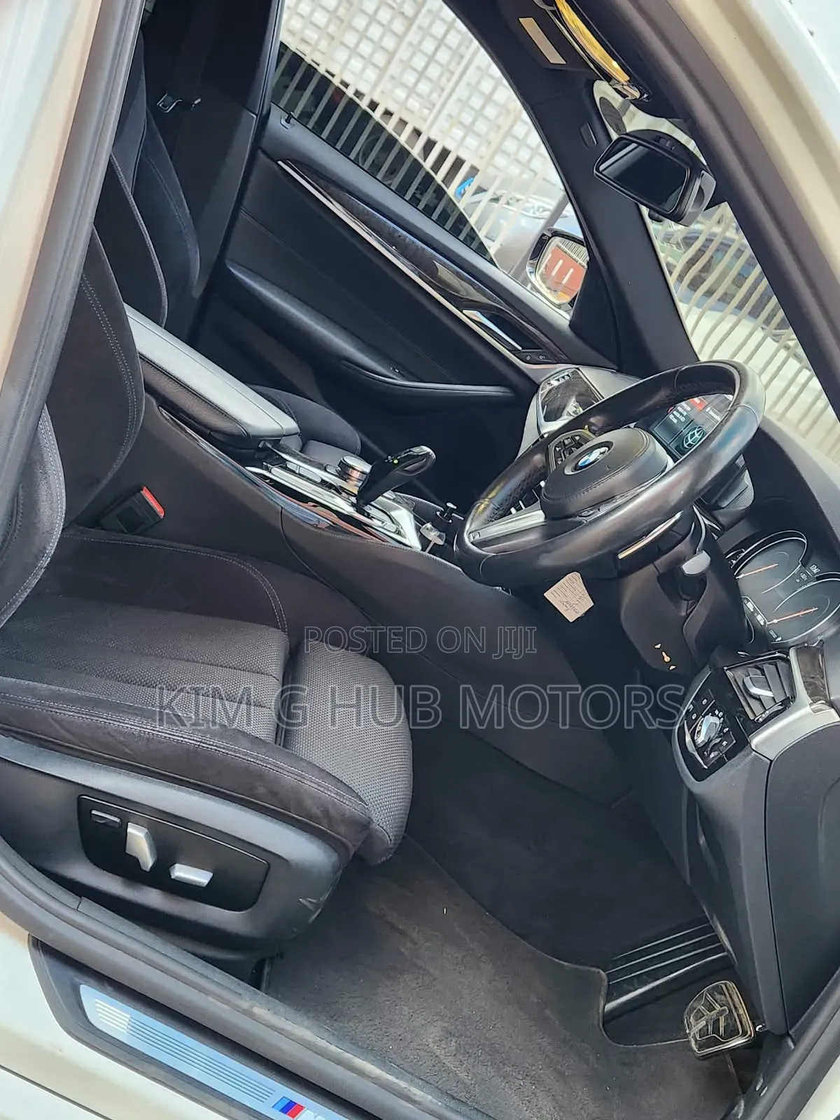 BMW 523i 2017 Pearl