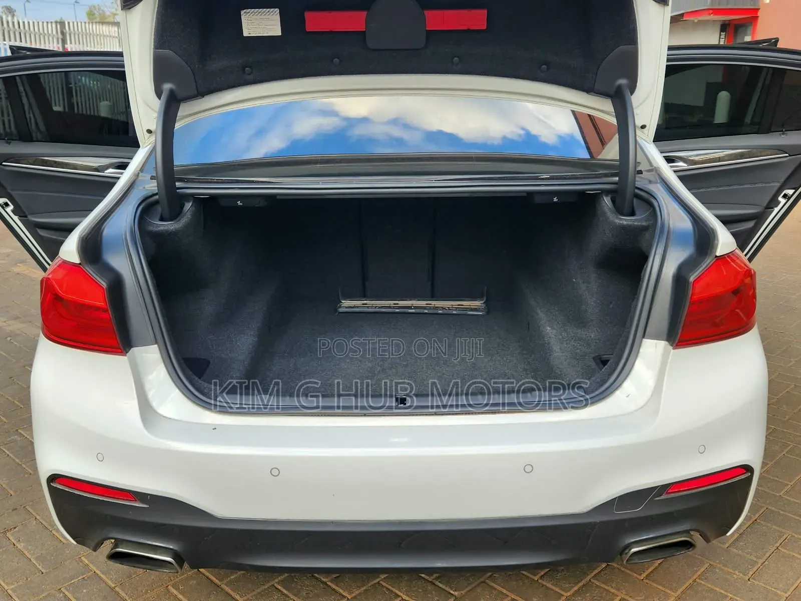 BMW 523i 2017 Pearl