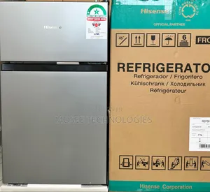 Hisense REF091DR Compact Fridge