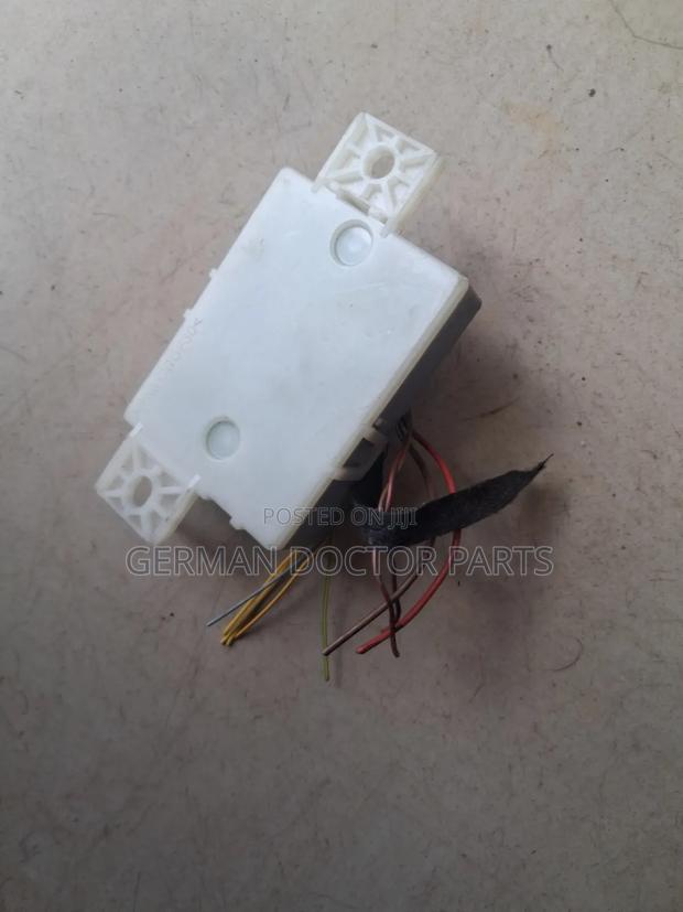 W213 Ambient Lighting Control Unit / Module (ECU - main view
