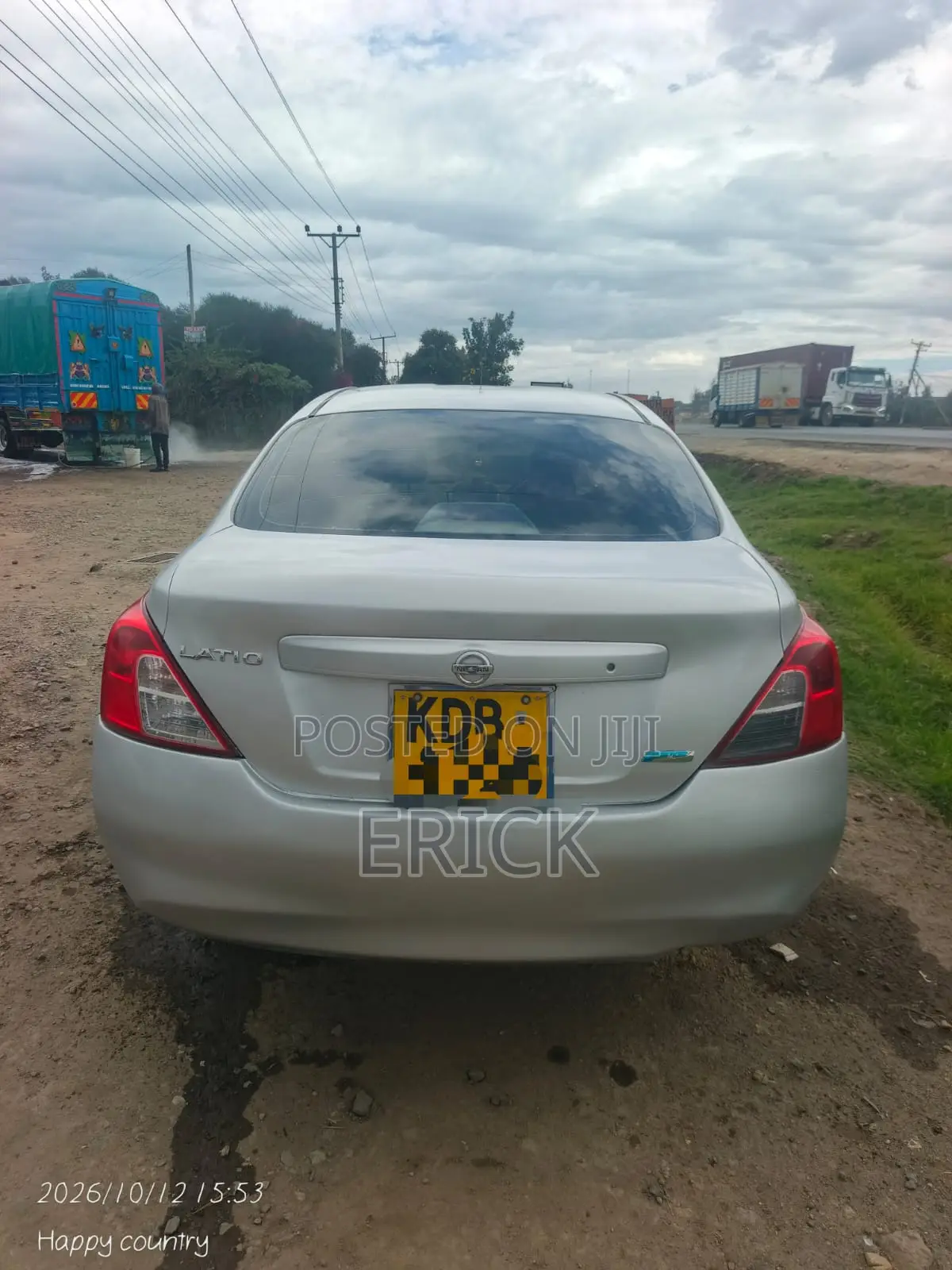 Nissan Latio 2014 Silver