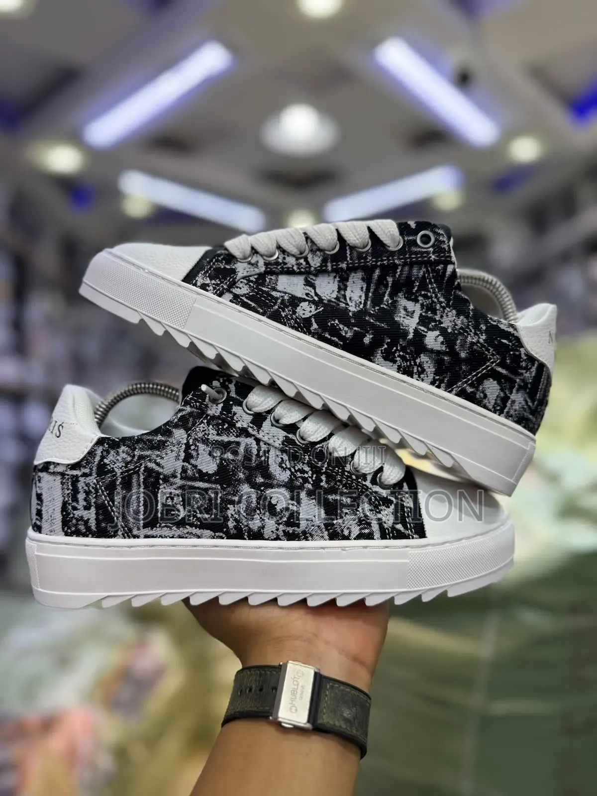 Numeris Atelier Low “Chalk Black Sneakers