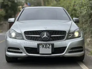 Mercedes-Benz C200 2008 Silver