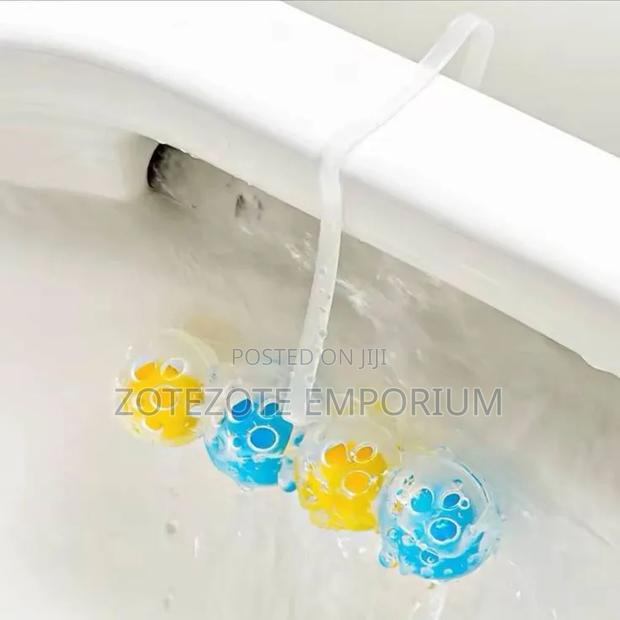 Toilet Magic Cleaning Balls - main view