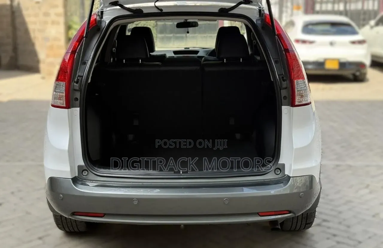 Honda CR-V 2012 White